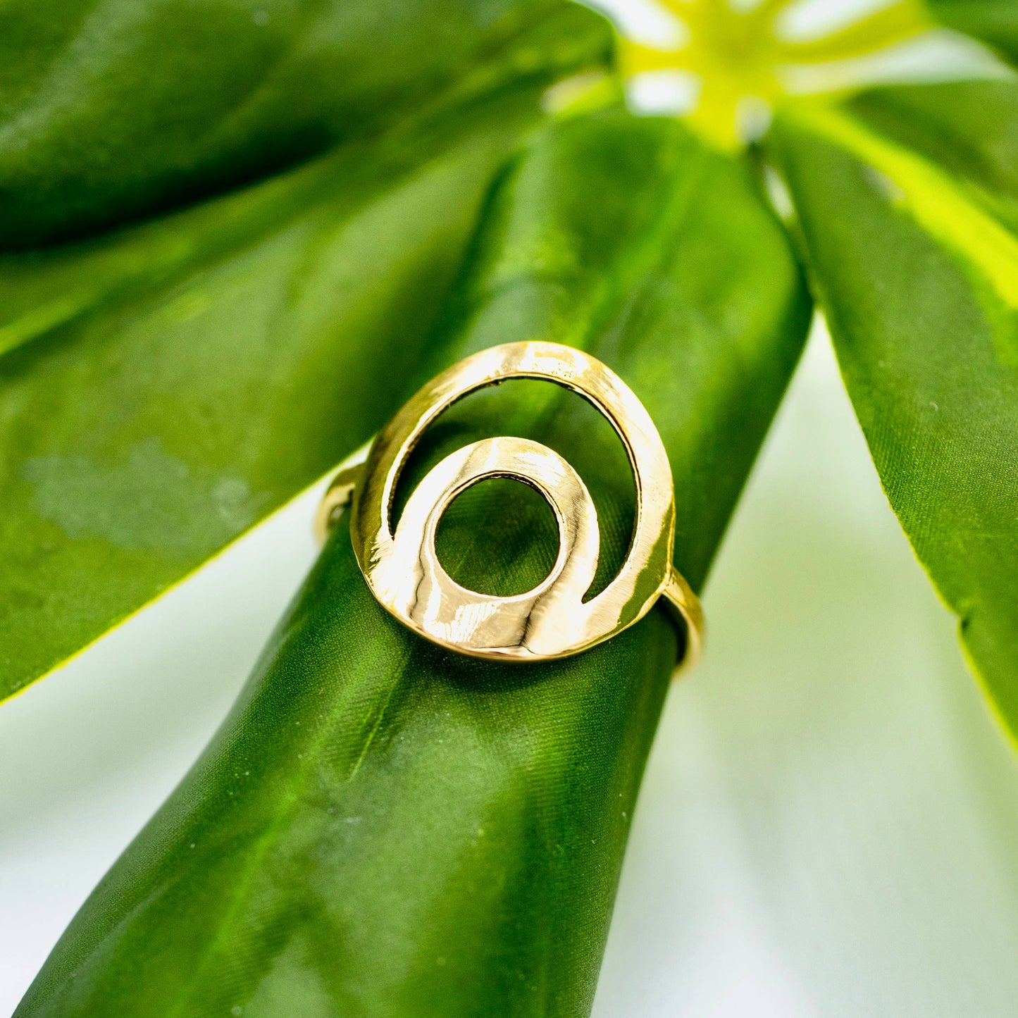Brass Open Circle Swirl Ring 