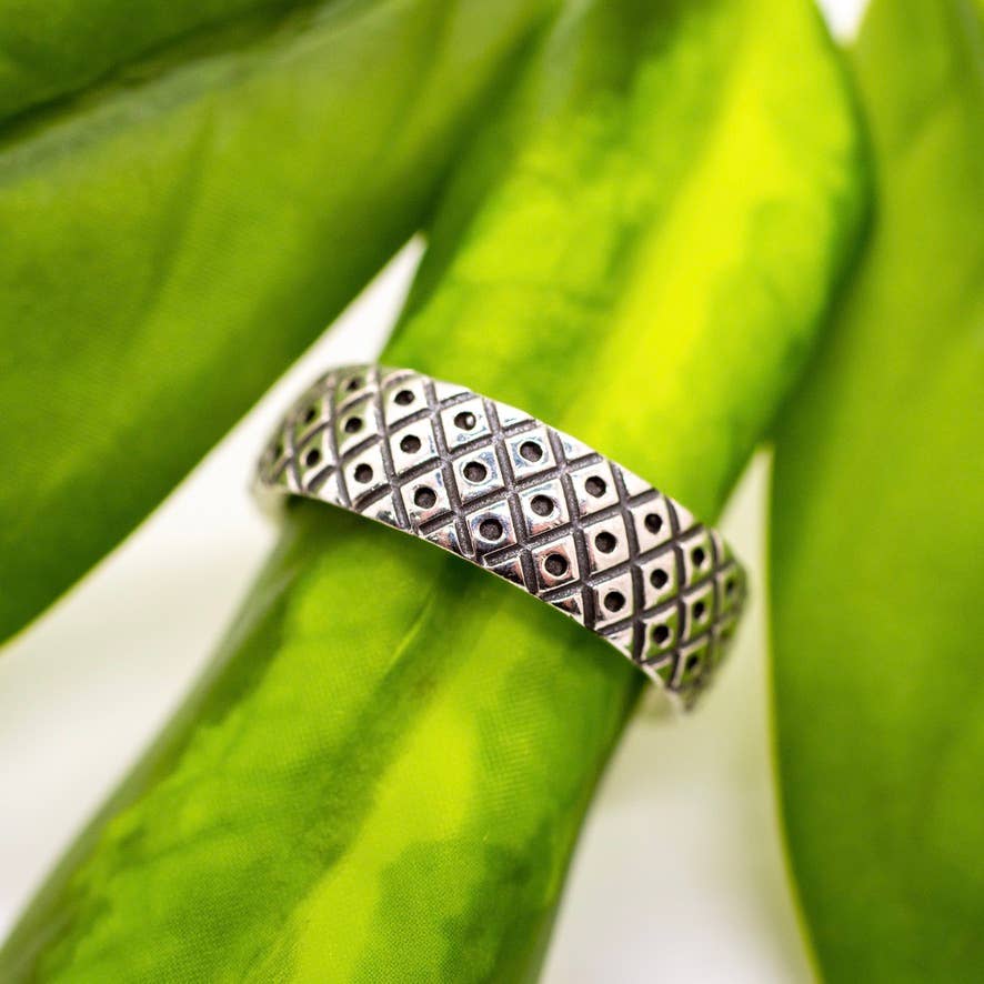 Sterling Silver Cross Dot Detail Band Ring